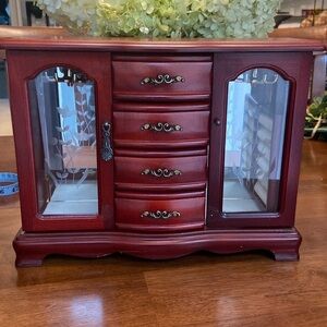 listing-status-banner